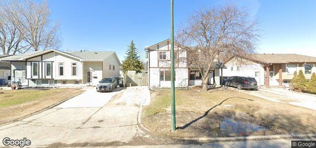 Larawan ng 215 Knightsbridge Drive sa Winnipeg, Manitoba