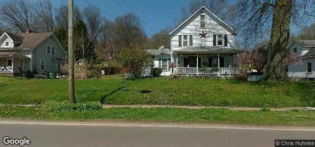 Photo of 215 Sterling Avenue in Winnipeg, Manitoba