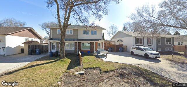 216 Knightsbridge Drive（加拿大曼尼托巴省溫尼伯市）房屋照片