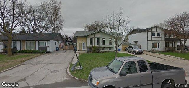 Larawan ng 221 Knightsbridge Drive sa Winnipeg, Manitoba
