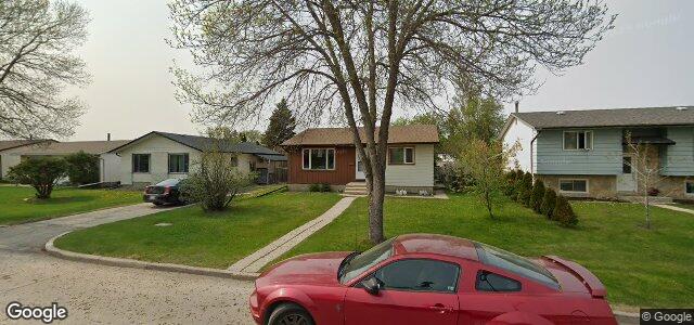 Larawan ng 221 Wales Avenue sa Winnipeg, Manitoba