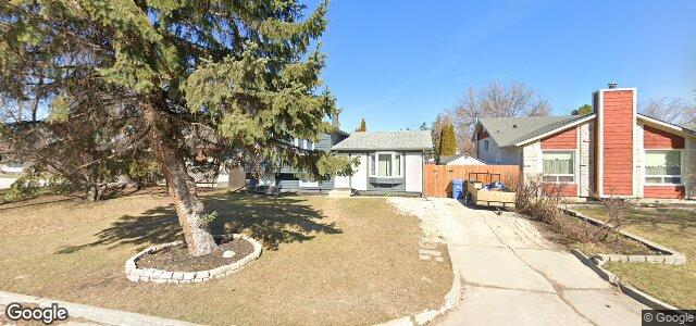 Larawan ng 23 Olivewood Crescent sa Winnipeg, Manitoba