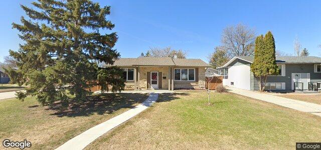 Larawan ng 23 Woodford Bay sa Winnipeg, Manitoba