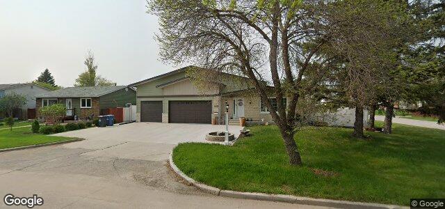 Larawan ng 233 Wales Avenue sa Winnipeg, Manitoba