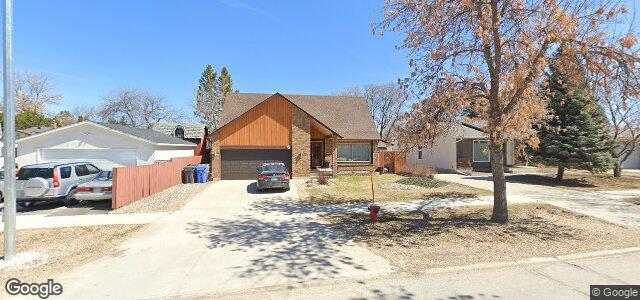 Photo of 247 Ashworth Street in Winnipeg, Manitoba