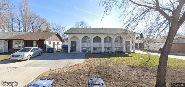 Larawan ng 256 Knightsbridge Drive sa Winnipeg, Manitoba