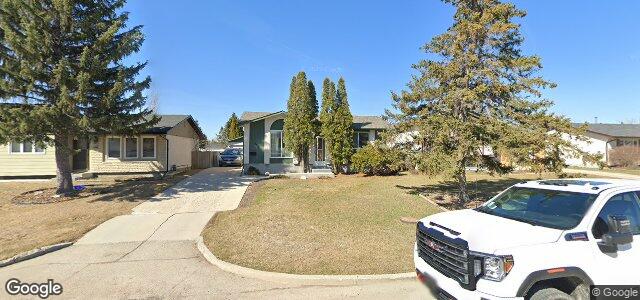 Larawan ng 256 Wakopa Street sa Winnipeg, Manitoba