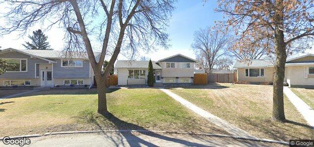 Larawan ng 26 Dells Crescent sa Winnipeg, Manitoba