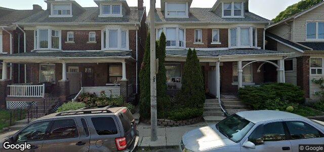 Photo of 274 Greenwood Avenue in Winnipeg, Manitoba