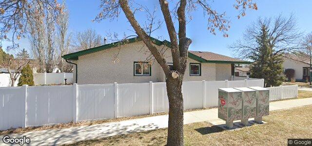 Larawan ng 3 Haresford Crescent sa Winnipeg, Manitoba