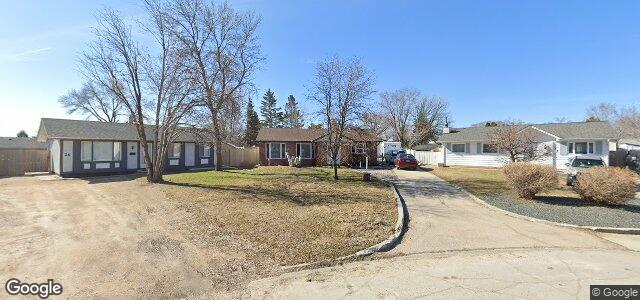 Larawan ng 30 Olivewood Crescent sa Winnipeg, Manitoba