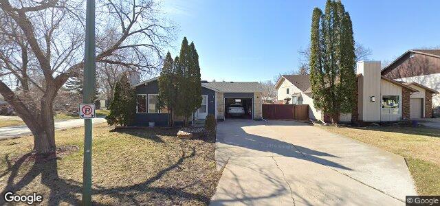 Larawan ng 32 Homewood Drive sa Winnipeg, Manitoba