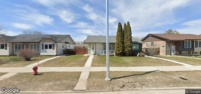 Larawan ng 347 Meadowood Drive sa Winnipeg, Manitoba