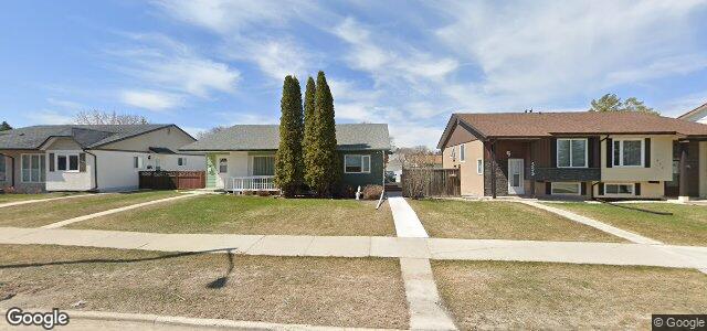 Larawan ng 349 Meadowood Drive sa Winnipeg, Manitoba
