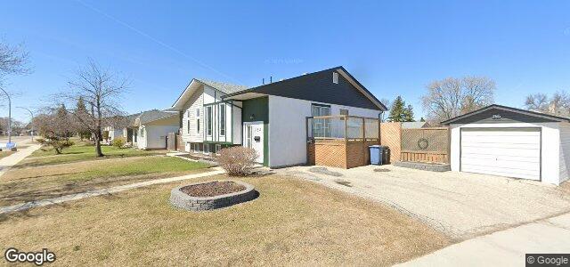 Larawan ng 385 Meadowood Drive sa Winnipeg, Manitoba