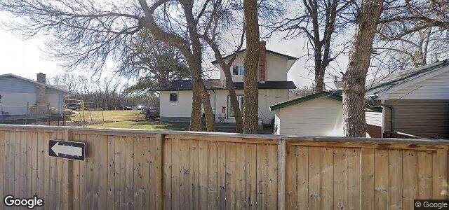 Larawan ng 39 Richfield Avenue sa Winnipeg, Manitoba