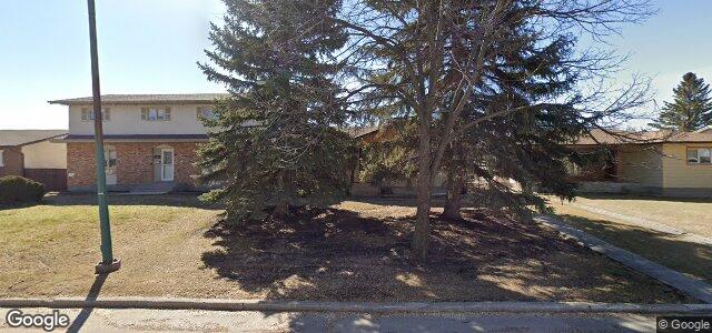 Larawan ng 42 Dells Crescent sa Winnipeg, Manitoba