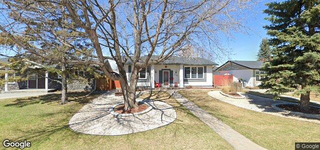 423 Woodydell Avenue（加拿大曼尼托巴省温尼伯市）房屋照片