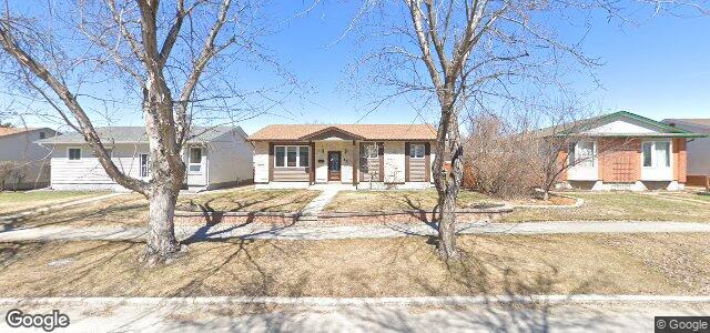 Larawan ng 43 Hawkins Crescent sa Winnipeg, Manitoba