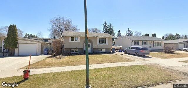 Larawan ng 434 Woodydell Avenue sa Winnipeg, Manitoba