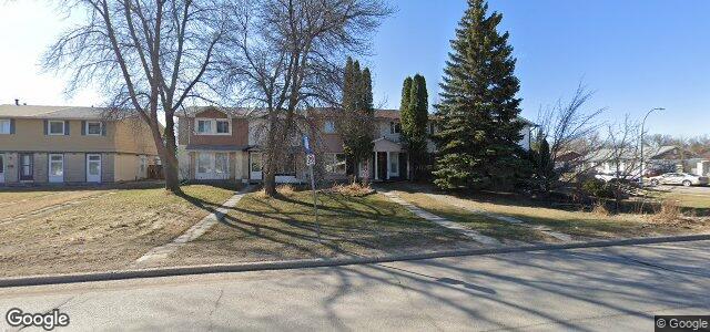 Larawan ng 446 Meadowood Drive sa Winnipeg, Manitoba