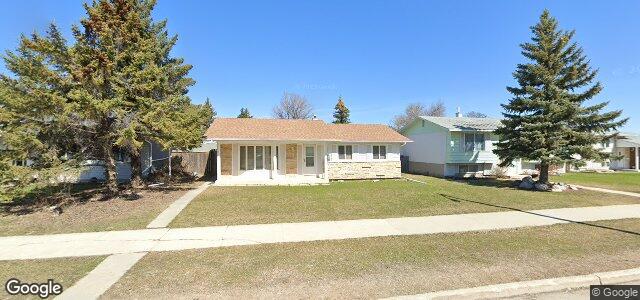 Larawan ng 449 Meadowood Drive sa Winnipeg, Manitoba