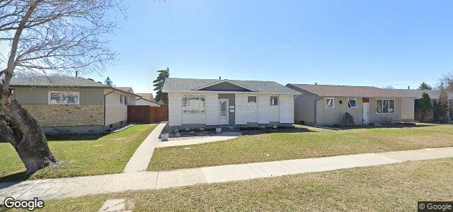Larawan ng 452 Wales Avenue sa Winnipeg, Manitoba