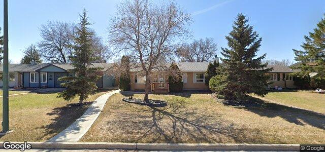 Larawan ng 46 Woodford Bay sa Winnipeg, Manitoba