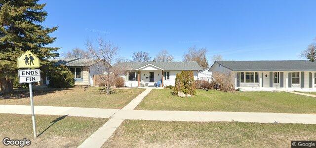 Larawan ng 465 Meadowood Drive sa Winnipeg, Manitoba