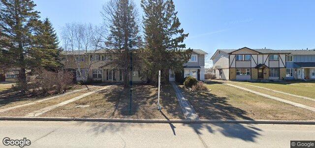 Larawan ng 466 Meadowood Drive sa Winnipeg, Manitoba