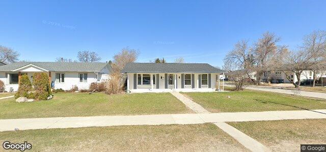 Larawan ng 469 Meadowood Drive sa Winnipeg, Manitoba