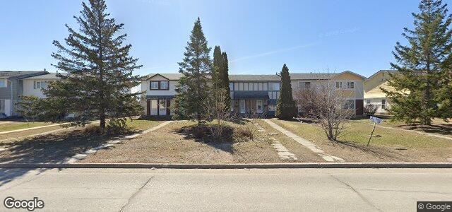 Larawan ng 482 Meadowood Drive sa Winnipeg, Manitoba