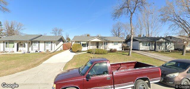 Larawan ng 57 Willowmeade Crescent sa Winnipeg, Manitoba