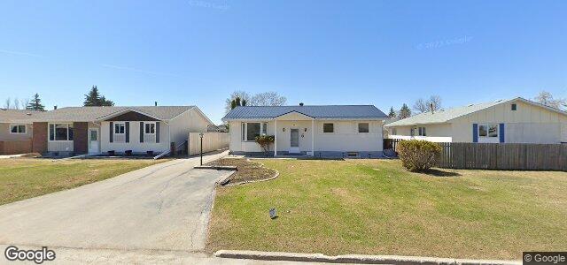 Larawan ng 6 Bramton Street sa Winnipeg, Manitoba