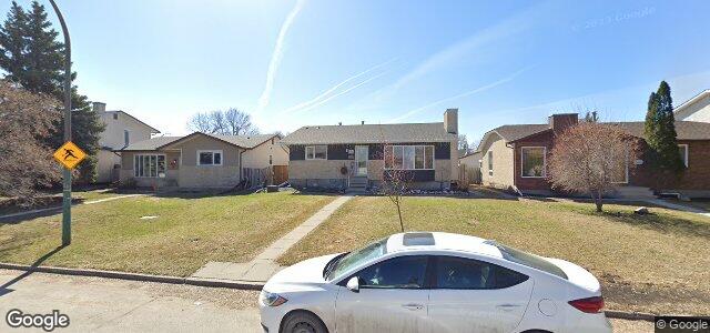 Larawan ng 70 Dells Crescent sa Winnipeg, Manitoba