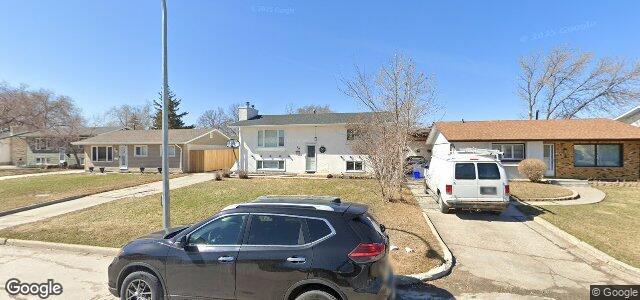 74 Woodford Bay（加拿大曼尼托巴省温尼伯市）房屋照片