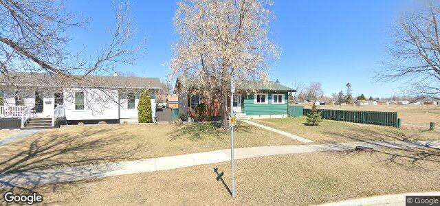 Larawan ng 75 Hawkins Crescent sa Winnipeg, Manitoba