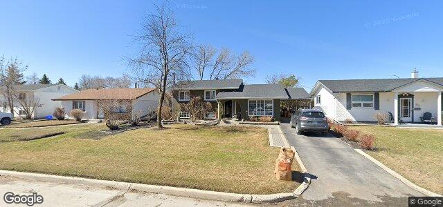 Larawan ng 82 Woodford Bay sa Winnipeg, Manitoba