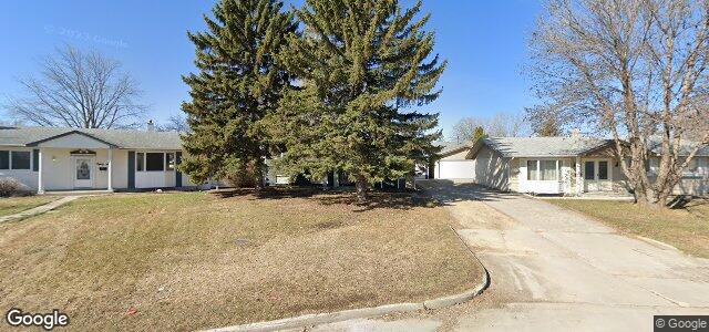 Larawan ng 90 Pembridge Bay sa Winnipeg, Manitoba