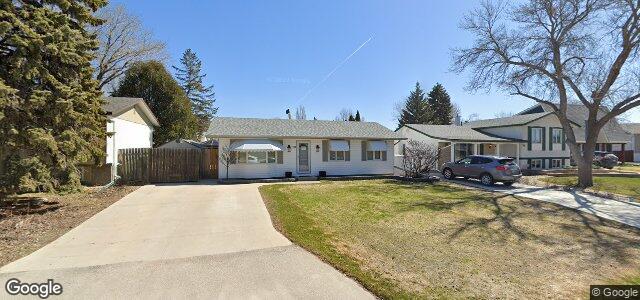 Larawan ng 90 Willowmeade Crescent sa Winnipeg, Manitoba