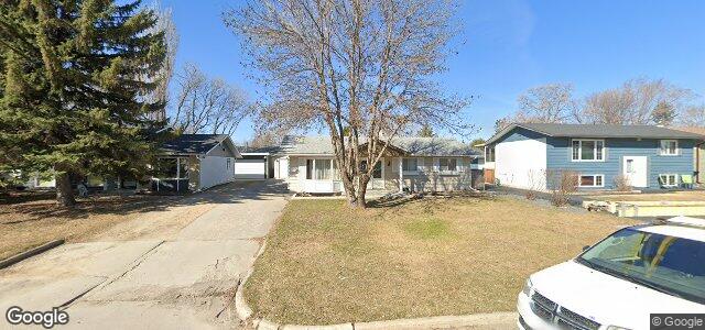 Larawan ng 94 Pembridge Bay sa Winnipeg, Manitoba