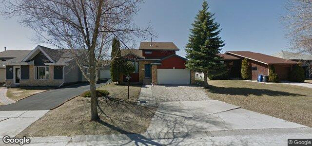 Larawan ng 10 Sunglow Road sa Winnipeg, Manitoba