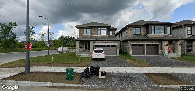 Larawan ng 101 Cambie Road sa Winnipeg, Manitoba