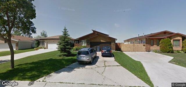Larawan ng 108 Woodside Crescent sa Winnipeg, Manitoba