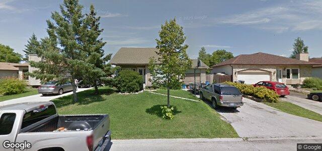 Larawan ng 110 Meadow Lake Drive sa Winnipeg, Manitoba