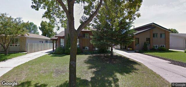Photo of 112 Culross Bay in Winnipeg, Manitoba