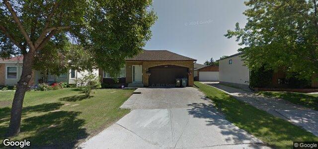 Larawan ng 121 Kildonan Meadow Drive sa Winnipeg, Manitoba