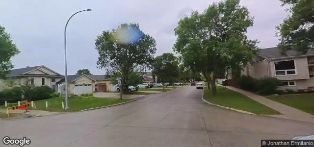 Larawan ng 1242 Devonshire Drive W sa Winnipeg, Manitoba