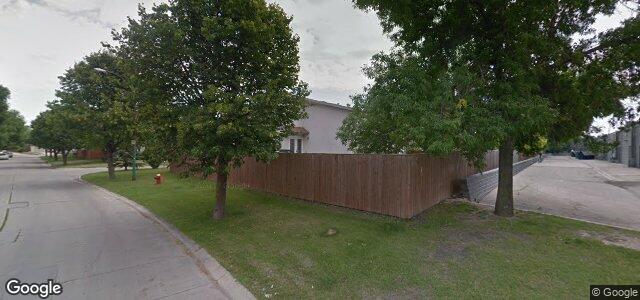 Larawan ng 130 Spring Meadow Crescent sa Winnipeg, Manitoba