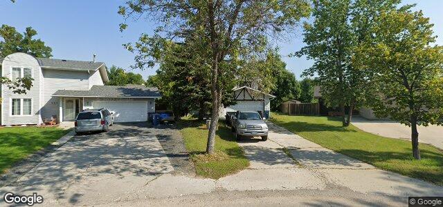 Larawan ng 133 Cambie Road sa Winnipeg, Manitoba